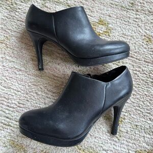 Women’s booties